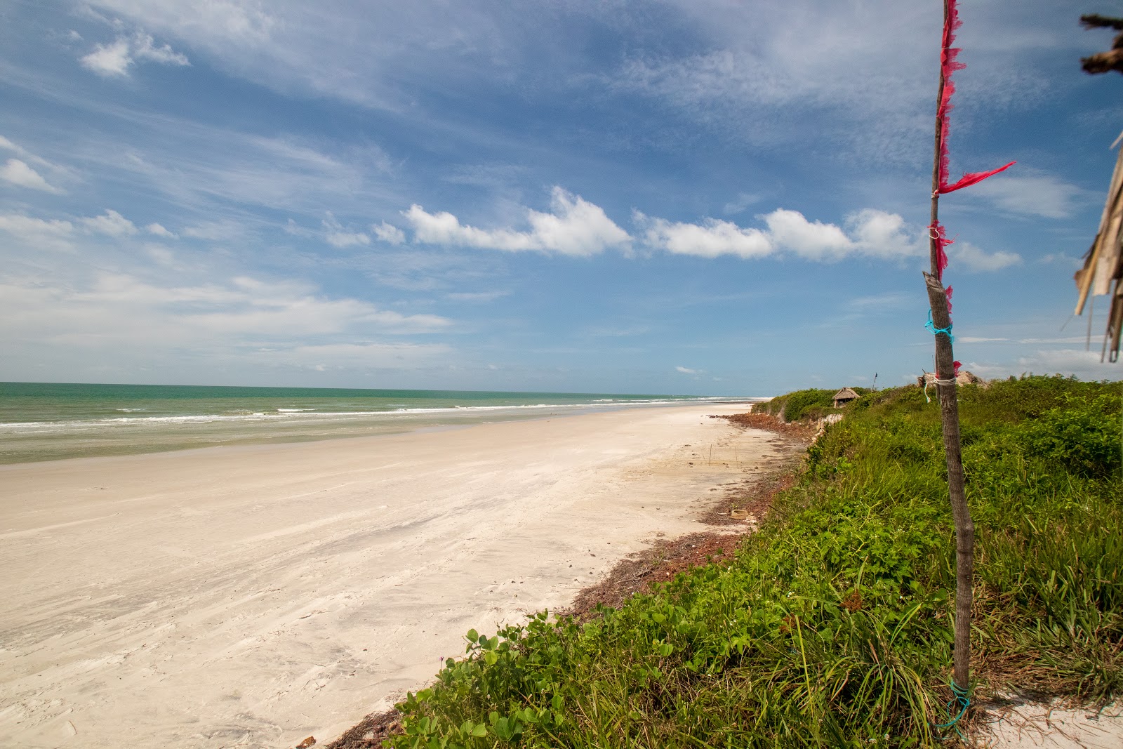 Foto von Praia da Marieta mit beiger sand Oberfläche