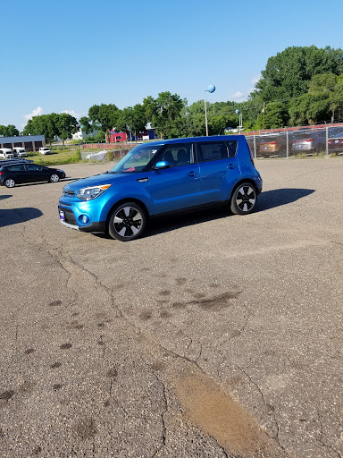Kia Dealer «Barnett Kia», reviews and photos, 3610 Hwy 61 N, White Bear Lake, MN 55110, USA