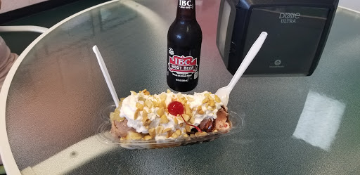 Ice Cream Shop «Homemade Ice Cream Shop», reviews and photos, 14660 Front Beach Rd, Panama City Beach, FL 32413, USA