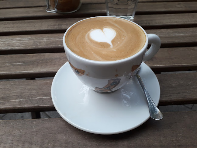 Black Szuppé Delicatesse & Espresso - Kávézó