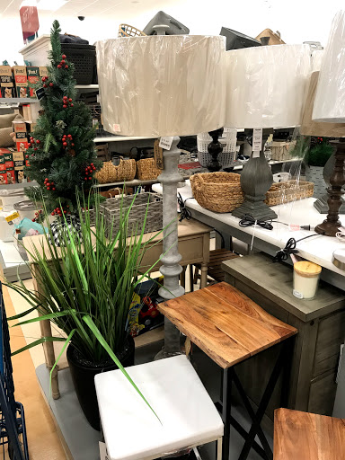 Department Store «Marshalls», reviews and photos, 3434 W Illinois Ave #500, Dallas, TX 75211, USA