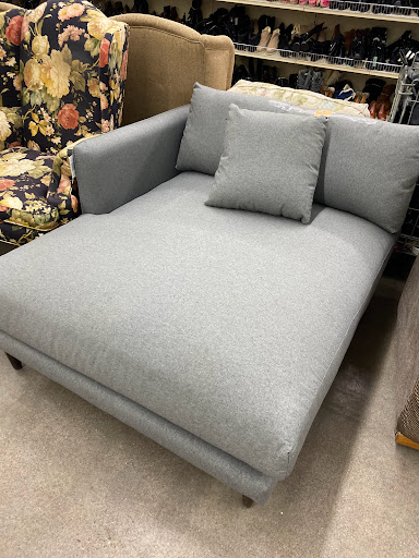 Thrift Store «The Salvation Army Family Stores- Twin Cities», reviews and photos, 1000 E Moore Lake Dr, Fridley, MN 55432, USA