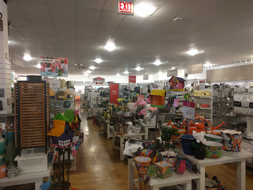 Department Store «HomeGoods», reviews and photos, 2731 N Elston Ave, Chicago, IL 60647, USA