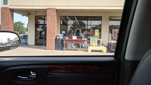 Supermarket «ALDI», reviews and photos, 18867 E 9 Mile Rd, Eastpointe, MI 48021, USA