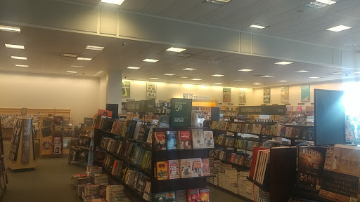 Book Store «Barnes & Noble», reviews and photos, 102 Commons Dr, Geneva, IL 60134, USA