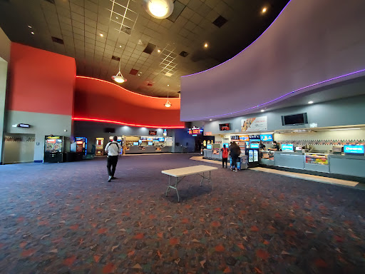 Movie Theater «Regal Cinemas Continental 10 & RPX», reviews and photos, 3635 S Monaco Pkwy, Denver, CO 80222, USA