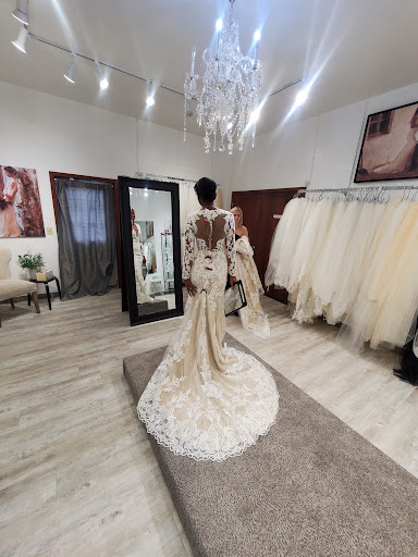 Bridal Shop «Alan Evans Bridal», reviews and photos, 512 Center Ave, Moorhead, MN 56560, USA