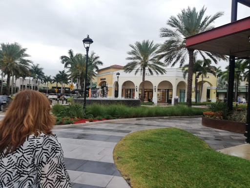 Outlet Mall «The Colonnade Outlets», reviews and photos, 1800 Sawgrass Mills Cir, Sunrise, FL 33323, USA