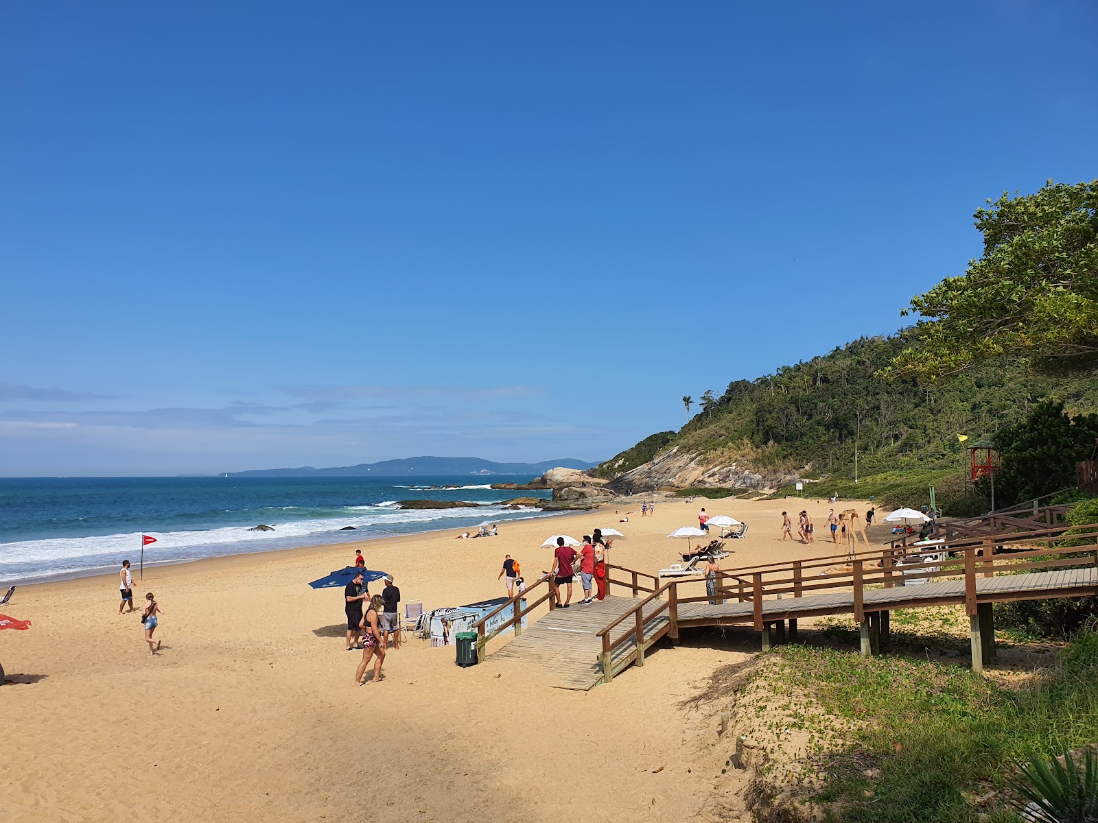 Praia do Estaleirinho'in fotoğrafı çok temiz temizlik seviyesi ile