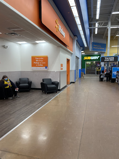 Department Store «Walmart Supercenter», reviews and photos, 100 Valley Pkwy, Whitinsville, MA 01588, USA