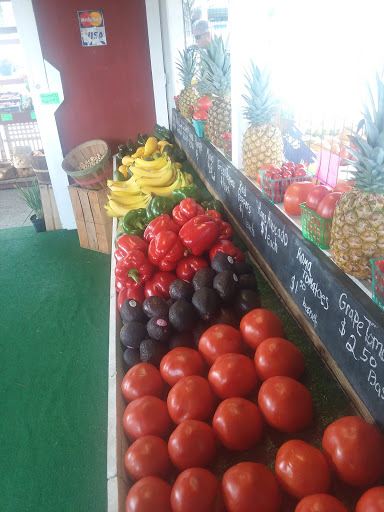 Produce Market «Crossroads Produce», reviews and photos, 10463-10487 S County Rd 39, Lithia, FL 33547, USA