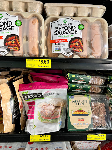 Grocery Store «Grocery Outlet Bargain Market», reviews and photos, 3445 Alma St, Palo Alto, CA 94306, USA