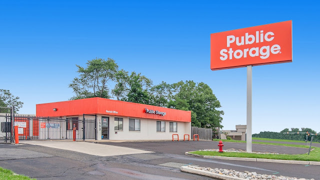 Public Storage