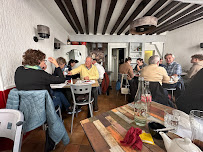 Atmosphère du Restaurant français L'Estaminet à Chartres - n°4