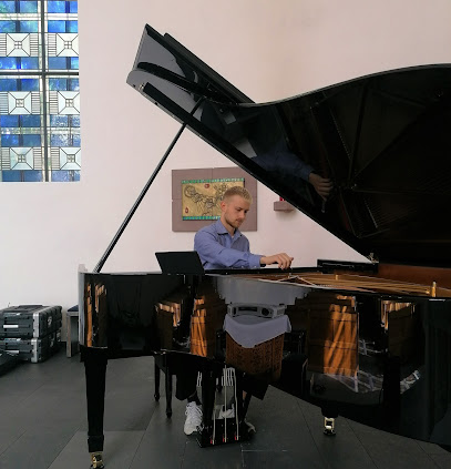 Lorenz Piano - accordeur et réparateur