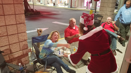 Cigar Shop «Smoke Inn Cigars, Vero Beach», reviews and photos, 514 21st St, Vero Beach, FL 32960, USA