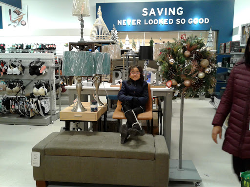 Department Store «Marshalls», reviews and photos, 1220 75th St, Downers Grove, IL 60516, USA