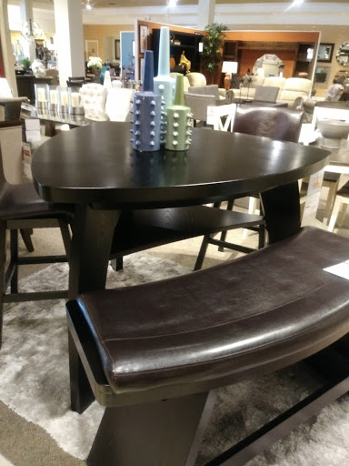 Furniture Store «Art Van Furniture - Royal Oak», reviews and photos, 32301 Woodward Ave, Royal Oak, MI 48073, USA