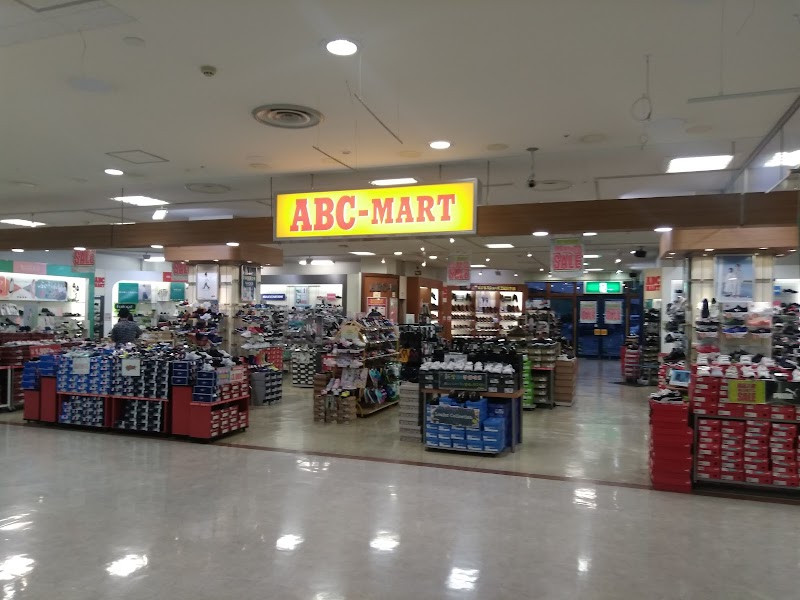 ABC-MARTイオン栃木店