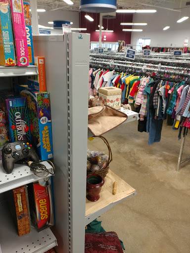 Donations Center «Goodwill Industries of Greater Cleveland & East Central Ohio», reviews and photos, 6605 Mayfield Rd, Mayfield Heights, OH 44124, USA