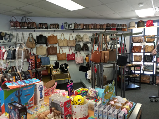 Flea Market «Pocono Bazaar Flea Market», reviews and photos, 1 Municipal Dr, East Stroudsburg, PA 18302, USA