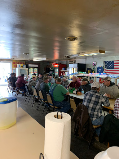 Grocery Store «Falmouth Grocery», reviews and photos, 5977 N 800 E, Falmouth, IN 46127, USA