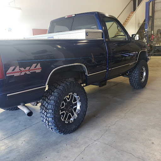 Truck Accessories Store «Bayview 4X4 & Truck», reviews and photos, 9623 Provost Rd NW, Silverdale, WA 98383, USA