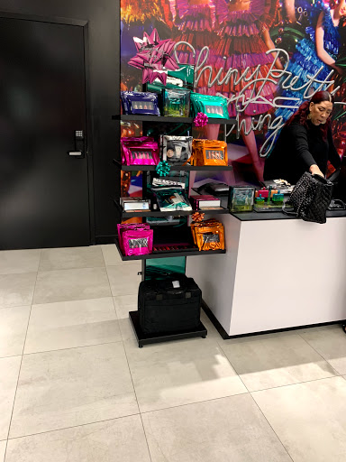 Cosmetics Store «MAC Cosmetics», reviews and photos, 3400 N Sepulveda Blvd, Manhattan Beach, CA 90266, USA