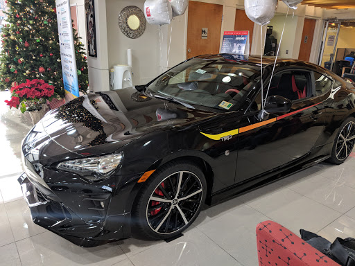 Toyota Dealer «Koons Arlington Toyota», reviews and photos, 4045 Lee Hwy, Arlington, VA 22207, USA