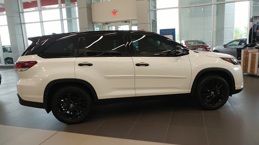 Toyota Dealer «Ed Martin Toyota», reviews and photos, 5500 S Scatterfield Rd, Anderson, IN 46013, USA