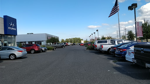 Car Dealer «Riverhead Auto Mall», reviews and photos, 1800 Old Country Rd, Riverhead, NY 11901, USA