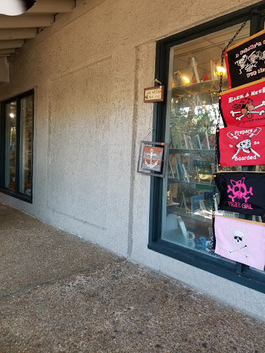 Shopping Mall «Coligny Plaza Shopping Center», reviews and photos, 1 N Forest Beach Dr, Hilton Head Island, SC 29928, USA