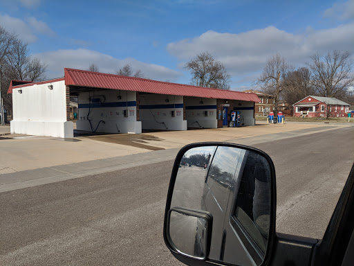 Downtown Car Wash en Sullivan