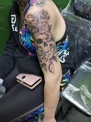 Explore skeleton key tattoo ideas, creative tattoo ideas in Newark, available at Dark Woods Tattoo Studio