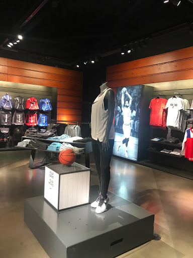 Sporting Goods Store «Nike Las Vegas», reviews and photos, 3500 South Las Vegas Boulevard, Las Vegas, NV 89109, USA