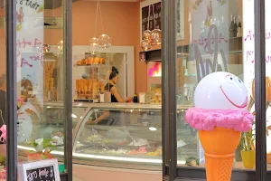 Gelateria That's Amore image