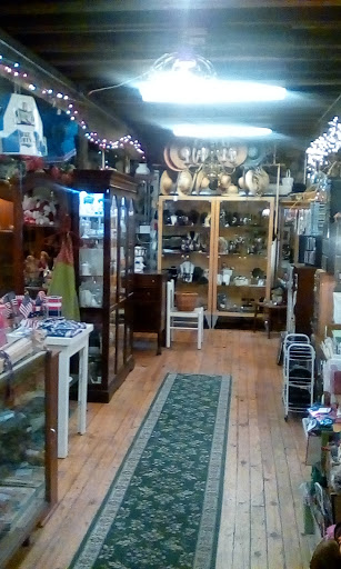 Thrift Store «That Nothing Be Lost Thrift», reviews and photos, 16 Franciscan Way, Garrison, NY 10524, USA