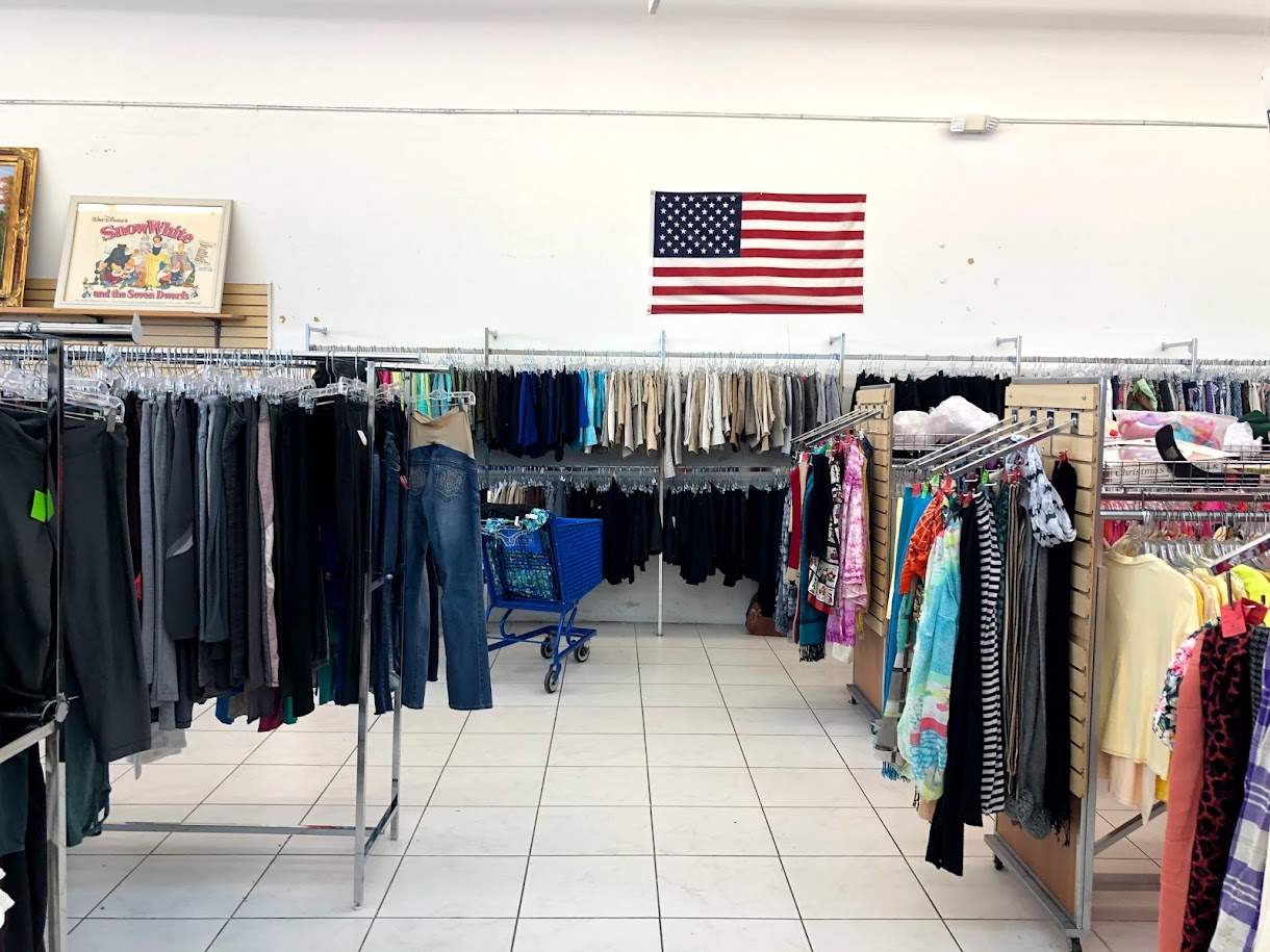 American Thrift Store in West Palm
