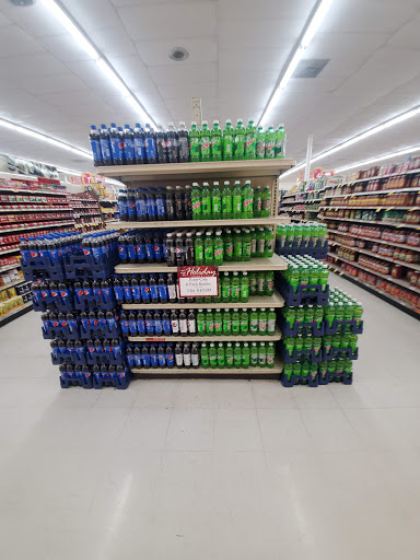 Grocery Store «Piggly Wiggly», reviews and photos, 1101 Scottsville Rd, Lafayette, TN 37083, USA