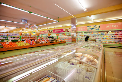 loja de Supermarkets Froiz Portugal, Lda 