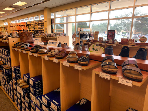 Shoe Store «Peltz Shoes - Bradenton Store», reviews and photos, 5275 University Pkwy, University Park, FL 34201, USA