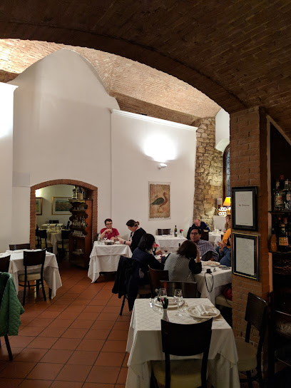 La Taverna - Via delle Streghe, 8, 06123 Perugia PG, Italy