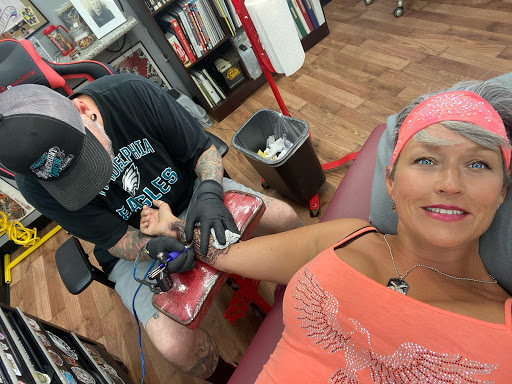Tattoo Shop «Galveston Tattoo Company», reviews and photos, 4716 Fort Crockett Blvd, Galveston, TX 77551, USA