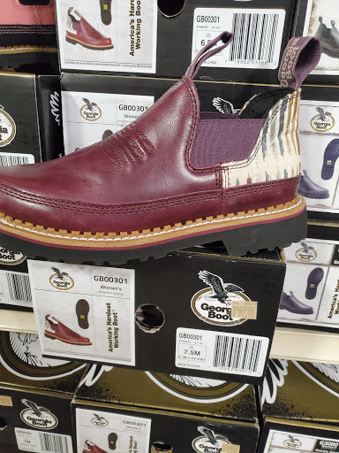 Sporting Goods Store «Work-Sports & Outdoors», reviews and photos, 840 Roosevelt Ave, Enumclaw, WA 98022, USA