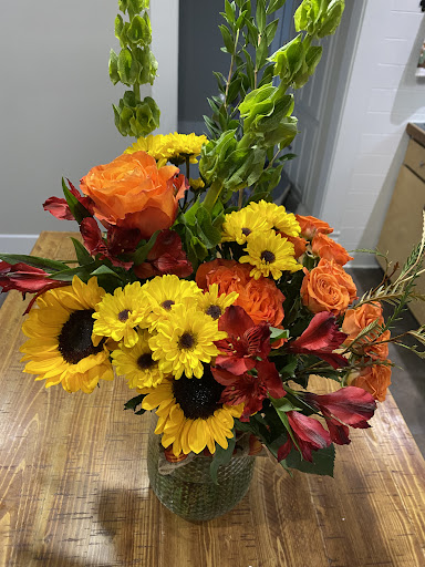 Florist «George Thomas Florist», reviews and photos, 5609 E Washington St, Indianapolis, IN 46219, USA