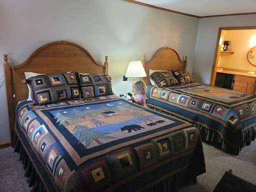 Resort «Smoke Hole Caverns», reviews and photos, 8290 N Fork Hwy, Cabins, WV 26855, USA