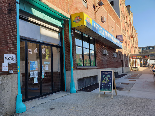 Art Supply Store «Artist & Craftsman Supply Long Island City», reviews and photos, 34-09 Queens Blvd, Long Island City, NY 11101, USA