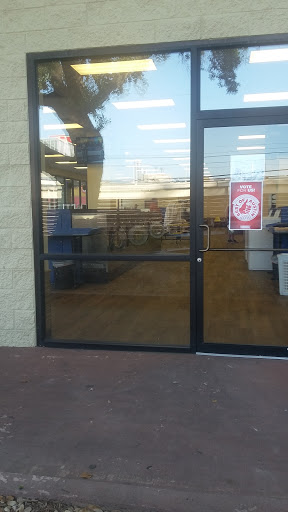 Laundromat «SpinZone Laundry SoCo», reviews and photos, 2424 S Congress Ave, Austin, TX 78704, USA