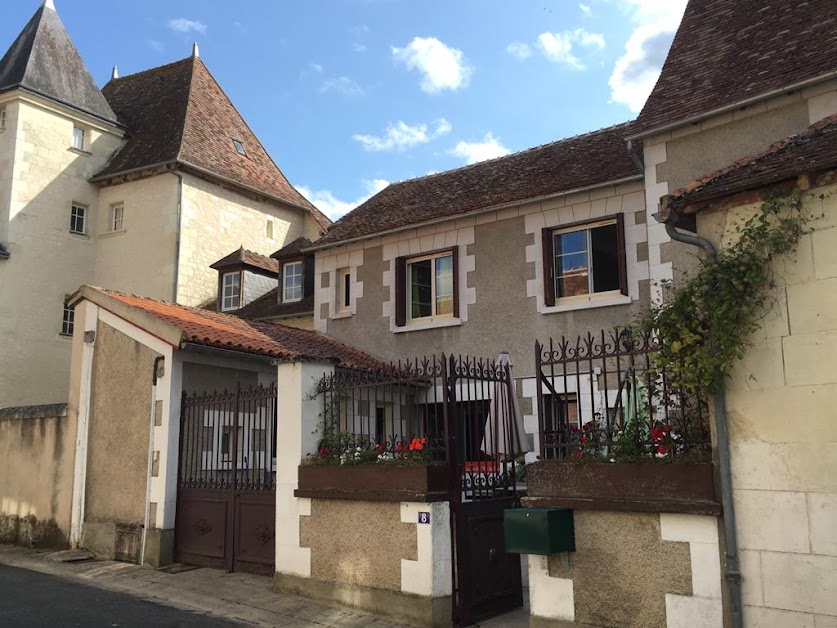 Le Jardin de la tour 86, logement pour curistes à la Roche Posay à La Roche-Posay