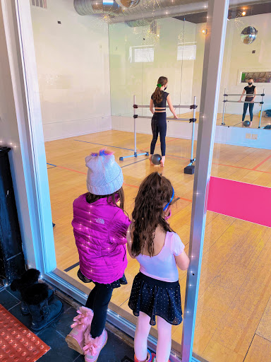 Dance School «All About Dance», reviews and photos, 501 W North Ave, Chicago, IL 60610, USA